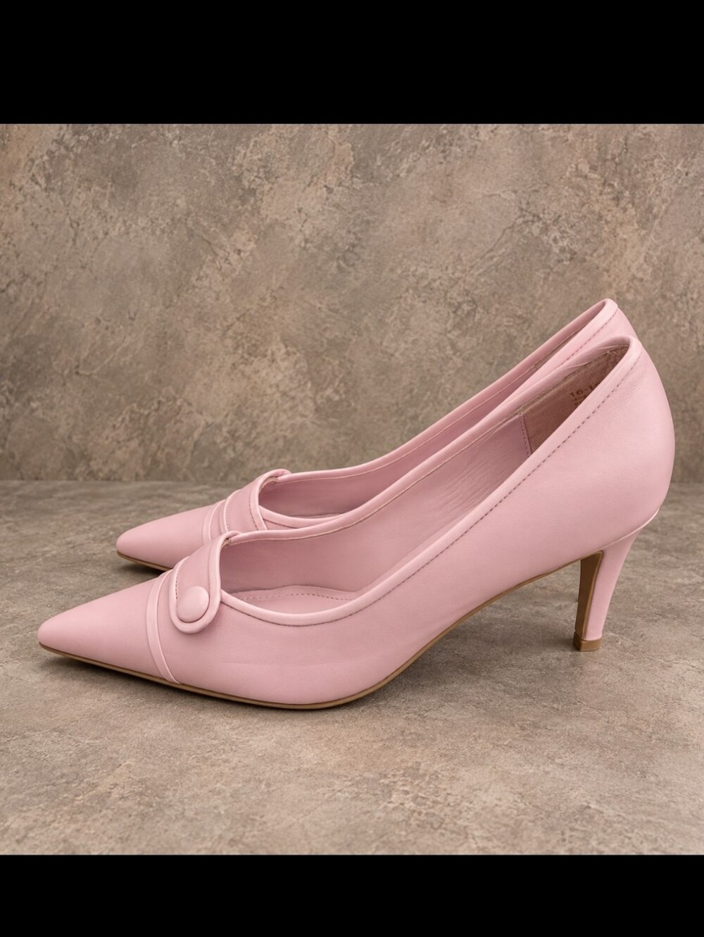 BIJOU Light Pink Pointed Toe Dress Pumps - Size 8M